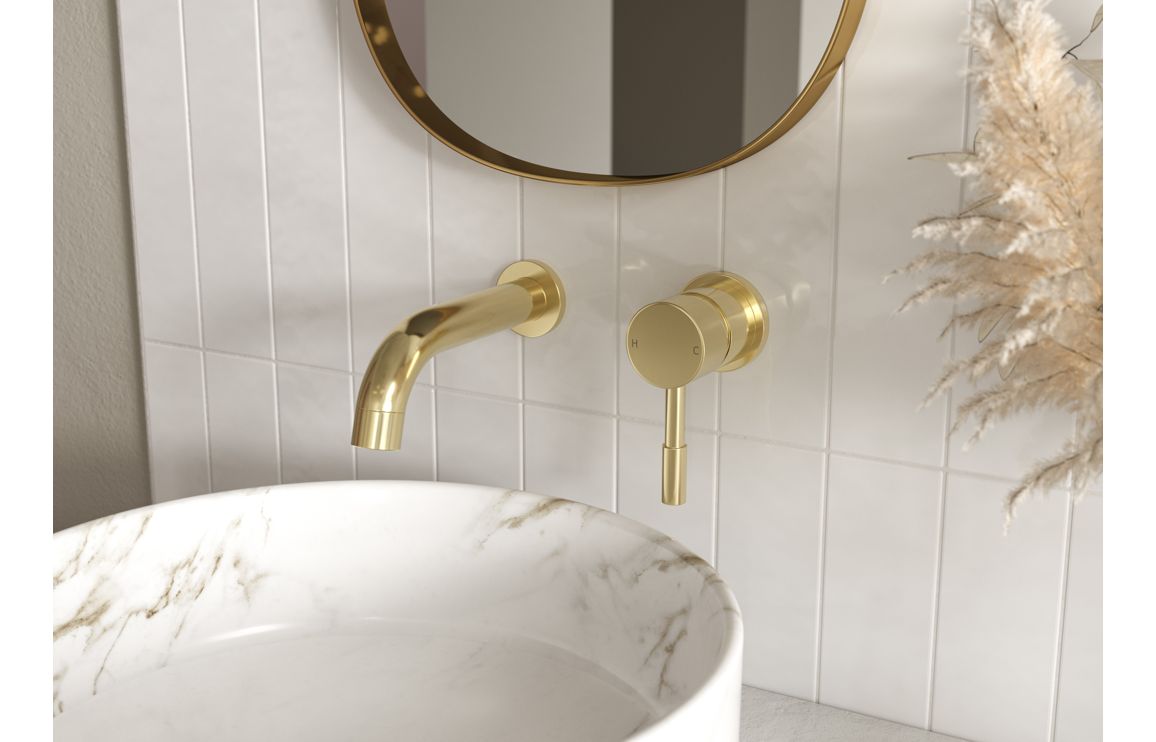 Medina Bath/Shower Mixer & Bracket - Brushed Brass